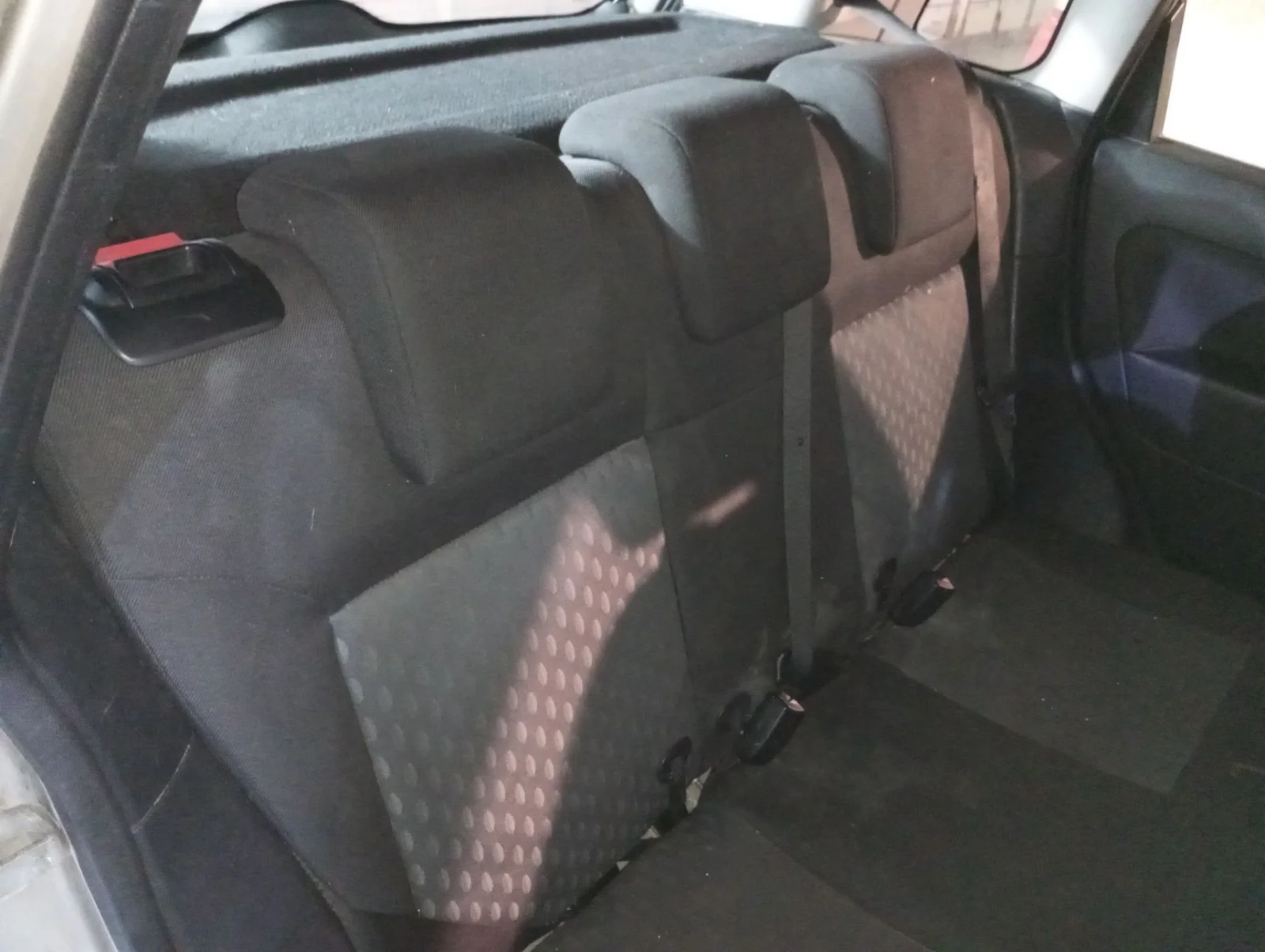 Foto de ASIENTOS TRASEROS FORD FIESTA (CBK) 1.4 TDCi CAT (68 CV / 50 KW) referencia 1152169