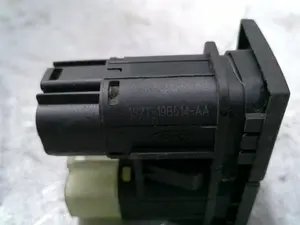 Foto de INTERRUPTOR FORD MONDEO BERLINA (GE) 2.0 16V DI TD CAT (116 CV / 85 KW) referencia 1S7T19B514AA foto 3