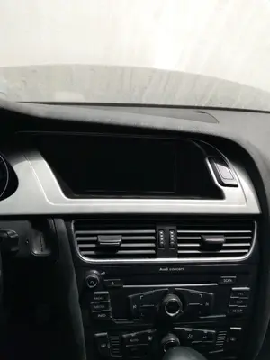 Foto de SISTEMA NAVEGACION GPS AUDI A4 BERLINA (8K2) 2.0 16V TDI (143 CV / 105 KW)