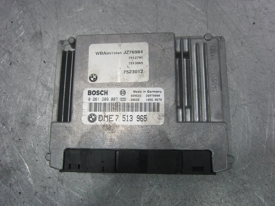 Foto de CENTRALITA MOTOR UCE BMW SERIE 3 CABRIO (E46) 2.5 24V (192 CV / 141 KW) referencia 0261209007