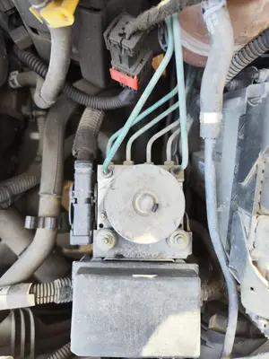 Foto de ABS OPEL COMBO (CORSA C) 1.3 16V CDTI CAT (Z 13 DT / LN9) (69 CV / 51 KW) referencia 93192619