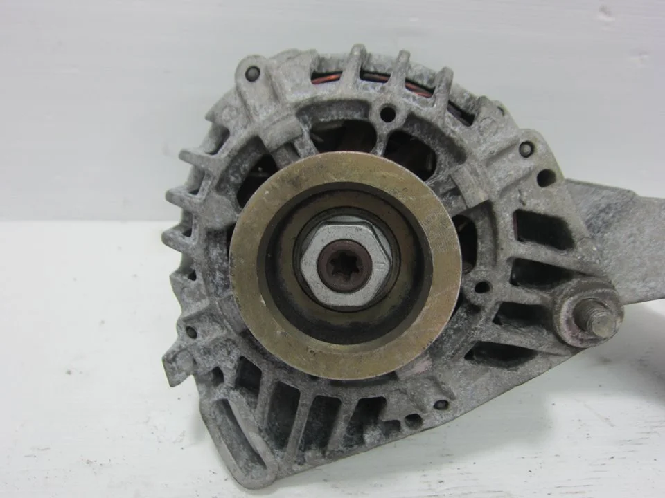 Foto de ALTERNADOR RENAULT CLIO II FASE II (B/CB0) referencia 7700437090
