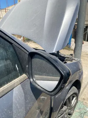 Foto de RETROVISOR DERECHO PEUGEOT 208 (P2) 1.2 PureTech (74 CV / 55 KW)
