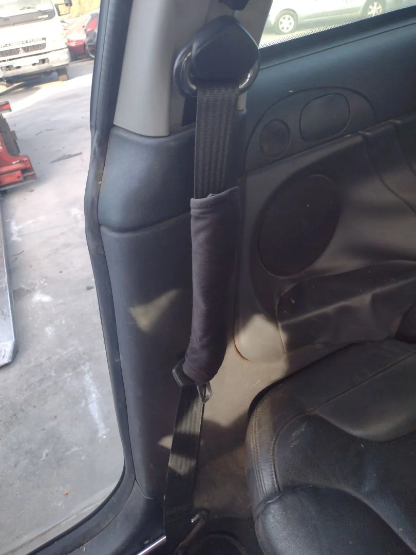 Foto de CINTURON SEGURIDAD DELANTERO DERECHO ALFA ROMEO GT (125) 1.9 JTD (M) 16V CAT (150 CV / 110 KW) referencia 0156078145