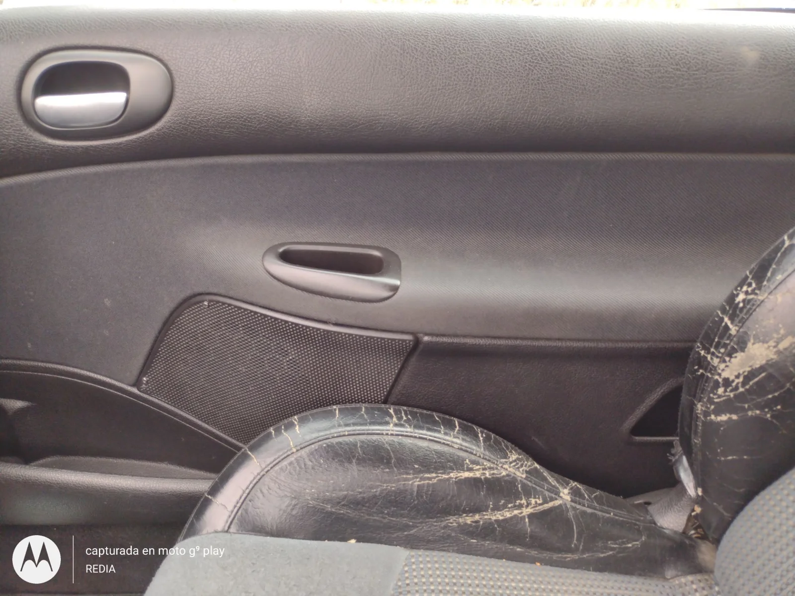 Foto de GUARNECIDO PUERTA DELANTERA DERECHA PEUGEOT 206 1.4 HDi (68 CV / 50 KW)