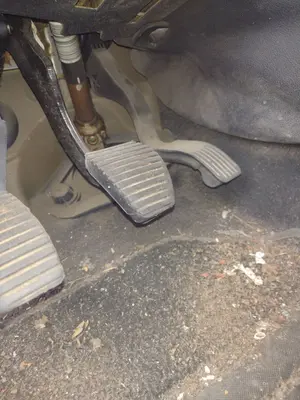 Foto de POTENCIOMETRO PEDAL PEUGEOT 308 1.6 16V HDi (90 CV / 66 KW)