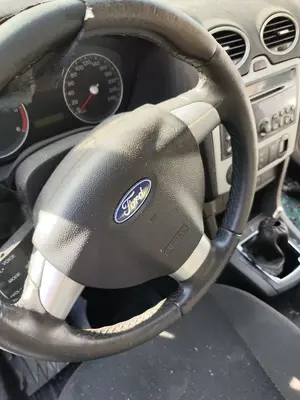 Foto de AIRBAG DELANTERO IZQUIERDO FORD FOCUS BERLINA (CAP) 1.8 TDCi Turbodiesel CAT (116 CV / 85 KW)