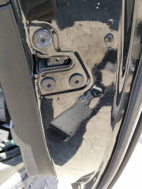 Foto de CERRADURA PUERTA TRASERA DERECHA RENAULT MEGANE IV BERLINA 5P