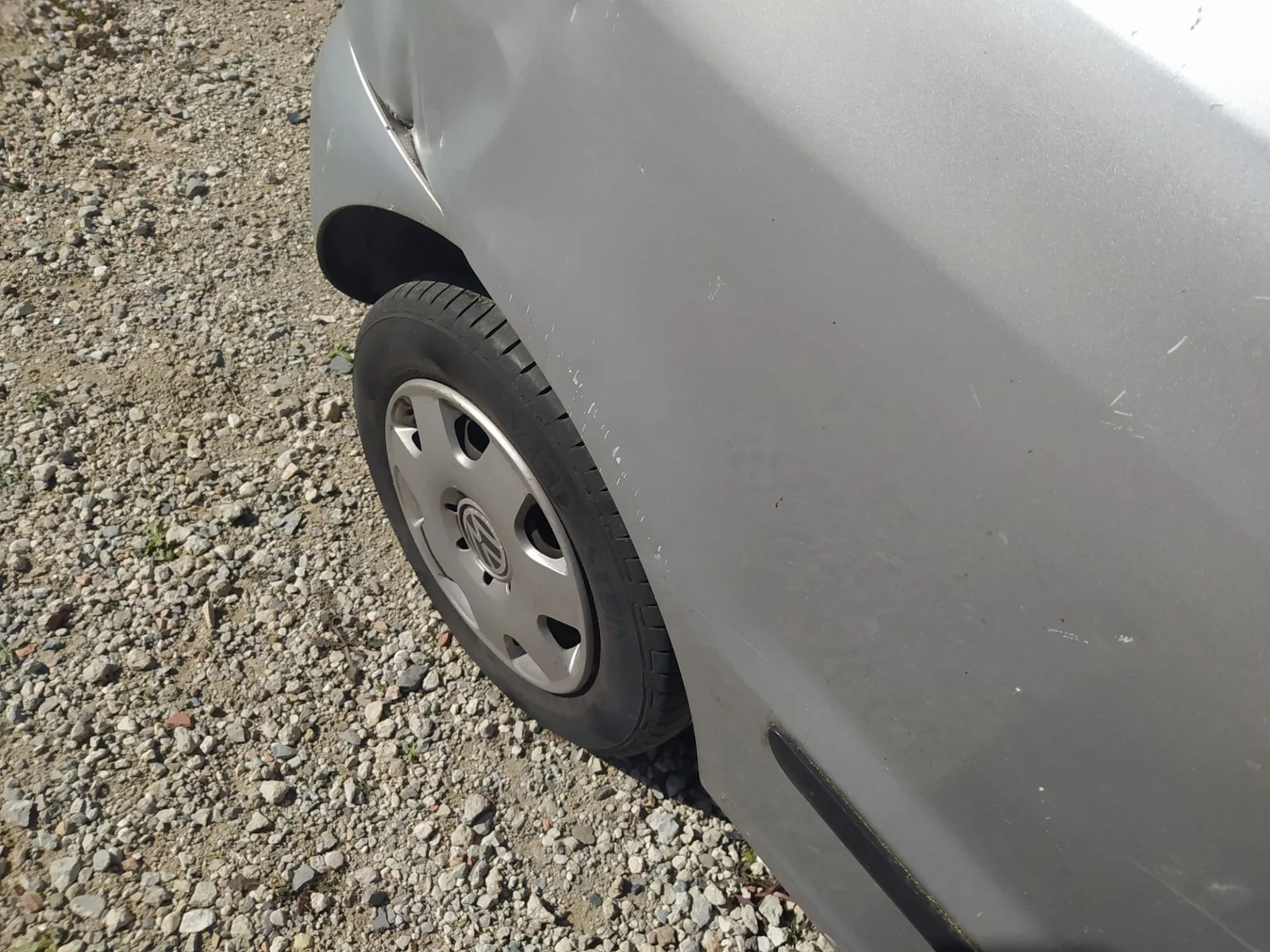 Foto de PUENTE TRASERO VOLKSWAGEN FOX (5Z1)(04.2005) 1.4 (75 CV / 55 KW) referencia 6Q0500051AT
