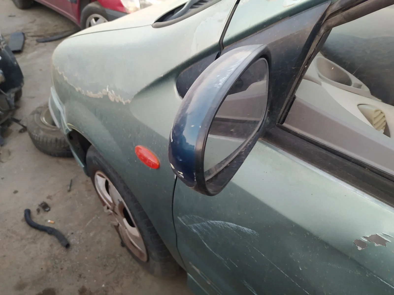 Foto de RETROVISOR IZQUIERDO NISSAN ALMERA TINO (V10M) 1.8 16V CAT (114 CV / 84 KW) referencia 96301BU23A