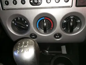 Foto de MANDO CALEFACCION / AIRE ACONDICIONADO FORD FIESTA (CBK) 1.25 16V CAT (69 CV / 51 KW) referencia 1426732