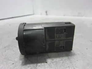 Foto de MANDO LUCES SKODA FABIA (5J2) 1.2 (60 CV / 44 KW) referencia 1U094153D foto 3