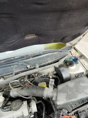 Foto de BRAZO LIMPIA DELANTERO IZQUIERDO SKODA OCTAVIA BERLINA (1U2) 1.9 TDI (90 CV / 66 KW) referencia 1U1955409