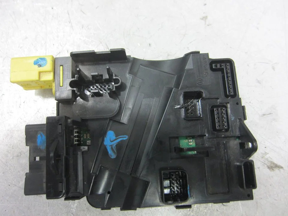 Foto de MODULO ELECTRONICO VOLKSWAGEN GOLF V (1K1)(10.2003) referencia 1K0953549A