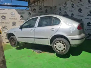 SEAT LEON (1M1) foto 5