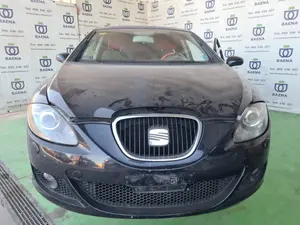 SEAT LEON (1P1) foto 1