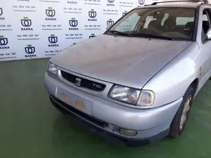 SEAT CORDOBA BERLINA (6K2) foto 2