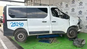 RENAULT TRAFIC III FURGÓN foto 4