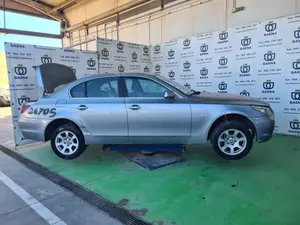 BMW SERIE 5 BERLINA (E60) foto 4