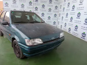 FORD FIESTA BERL./COURIER foto 3