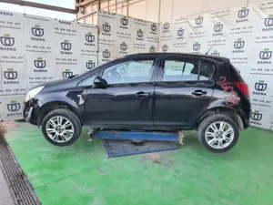 OPEL CORSA D foto 4