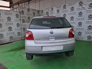 VOLKSWAGEN POLO IV (9N1) foto 4
