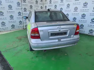 OPEL ASTRA G BERLINA foto 4