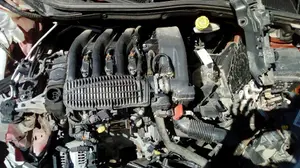 PEUGEOT 208 foto 5