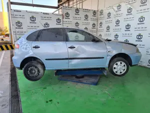 SEAT IBIZA (6L1) foto 6