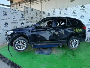 BMW SERIE X1 (F48) foto 2