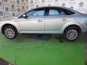 FORD MONDEO BERLINA (CA2) foto 2