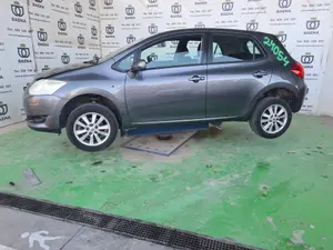 TOYOTA AURIS (E15) foto 2