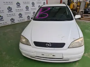 OPEL ASTRA G BERLINA foto 2