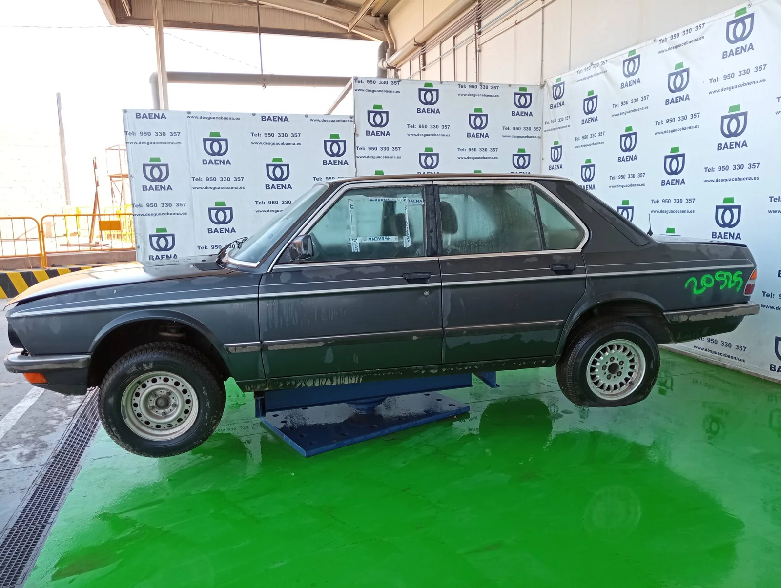 BMW SERIE 5 (E28)