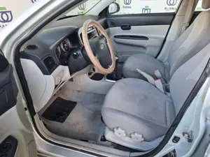 HYUNDAI ACCENT (MC) foto 5