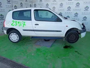 RENAULT CLIO II FASE I (B/CB0) foto 5
