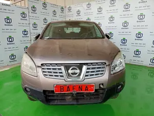 NISSAN QASHQAI (J10) foto 2