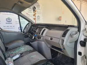 OPEL VIVARO foto 5