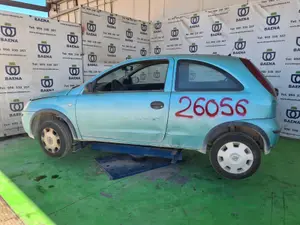 OPEL CORSA C foto 4