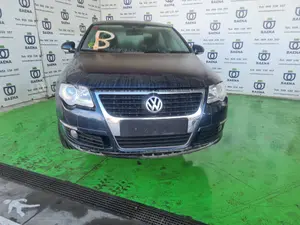 VOLKSWAGEN PASSAT BERLINA (3C2) foto 5