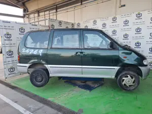 NISSAN SERENA (C23M) foto 3