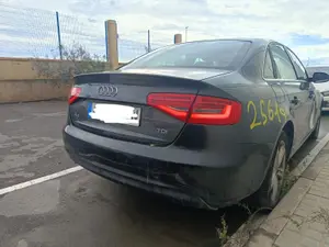 AUDI A4 BERLINA (8K2) foto 3