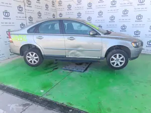 VOLVO S40 BERLINA foto 2