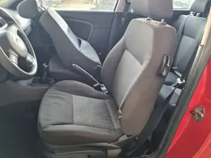 SEAT IBIZA (6L1) foto 2
