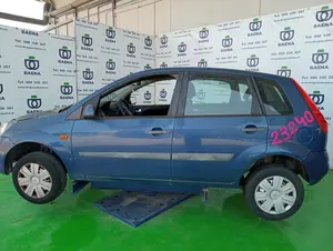FORD FIESTA (CBK) foto 1