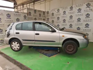NISSAN ALMERA (N16/E) foto 4