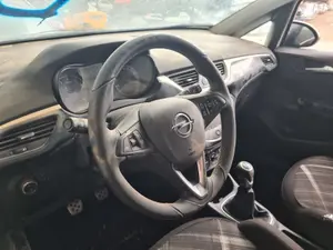OPEL CORSA E foto 4