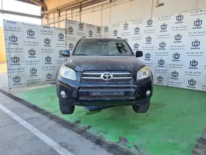 TOYOTA RAV4 (A3) foto 1