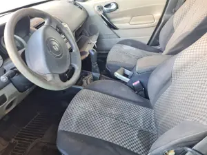RENAULT MEGANE II BERLINA 5P foto 5