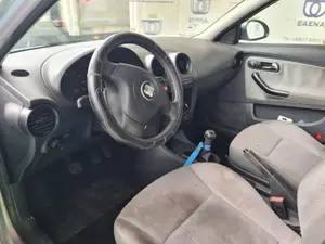SEAT IBIZA (6L1) foto 6